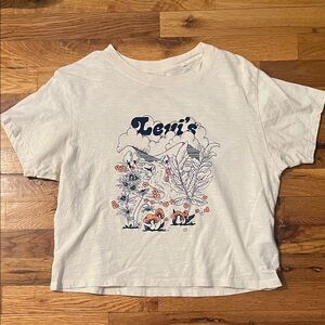 Levi's Off-White Graphic Tee with Nature Design